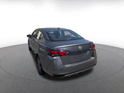 Used 2025 Nissan Versa SV FWD image 11