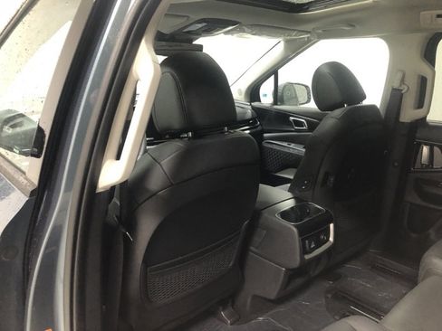 New 2026 Kia Carnival SX Prestige image 18