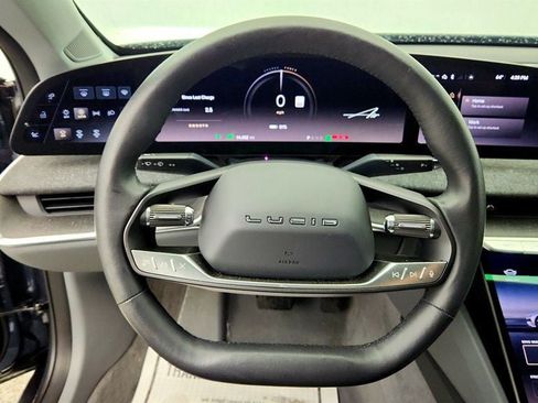 Used 2025 Lucid Air Touring AWD/4WD image 13