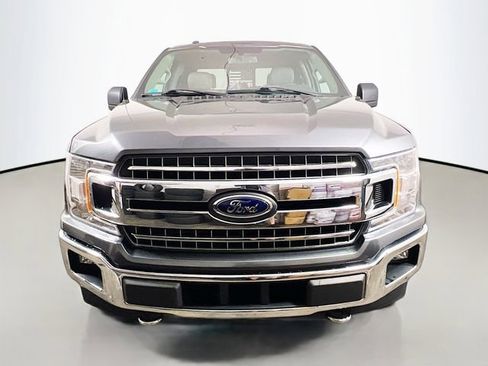 Used 2018 Ford F150 XLT w/ Equipment Group 302A Luxury image 2