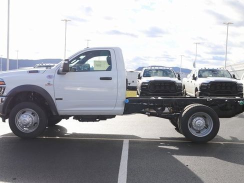 New 2026 RAM 5500 Tradesman w/ Chrome Appearance Group image 5
