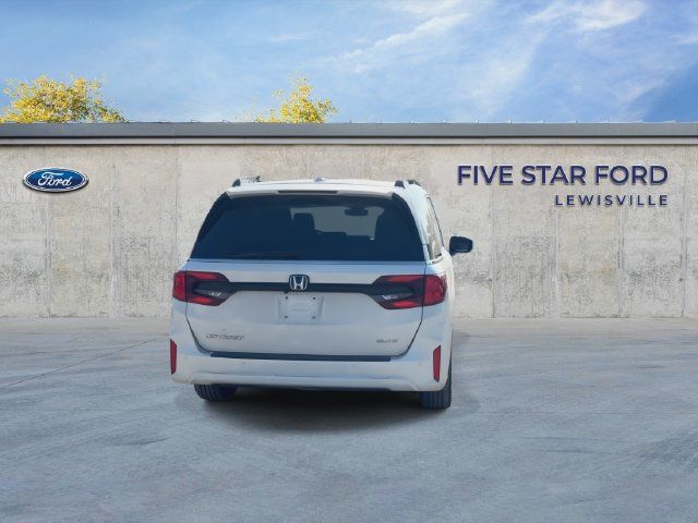 Used 2026 Honda Odyssey Elite image 7
