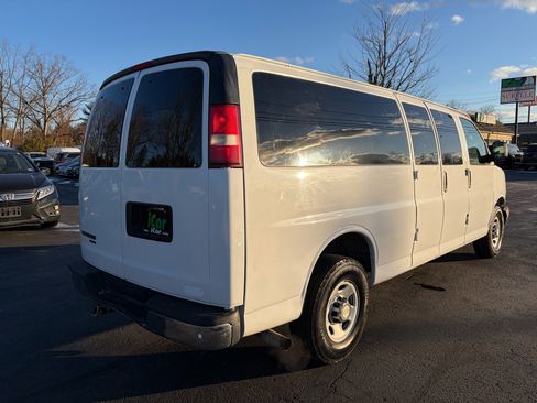 Used 2015 Chevrolet Express 3500 LT w/ LT Preferred Equipment Group image 8