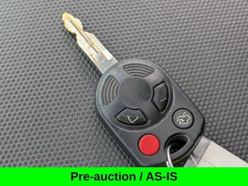 Used 2010 Ford Escape XLT FWD image 27