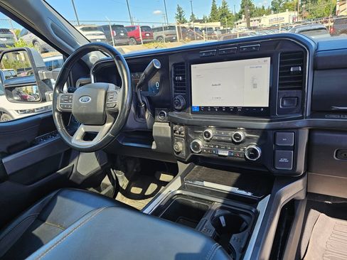 Used 2023 Ford F350 Lariat w/ Lariat Ultimate Package AWD/4WD image 12
