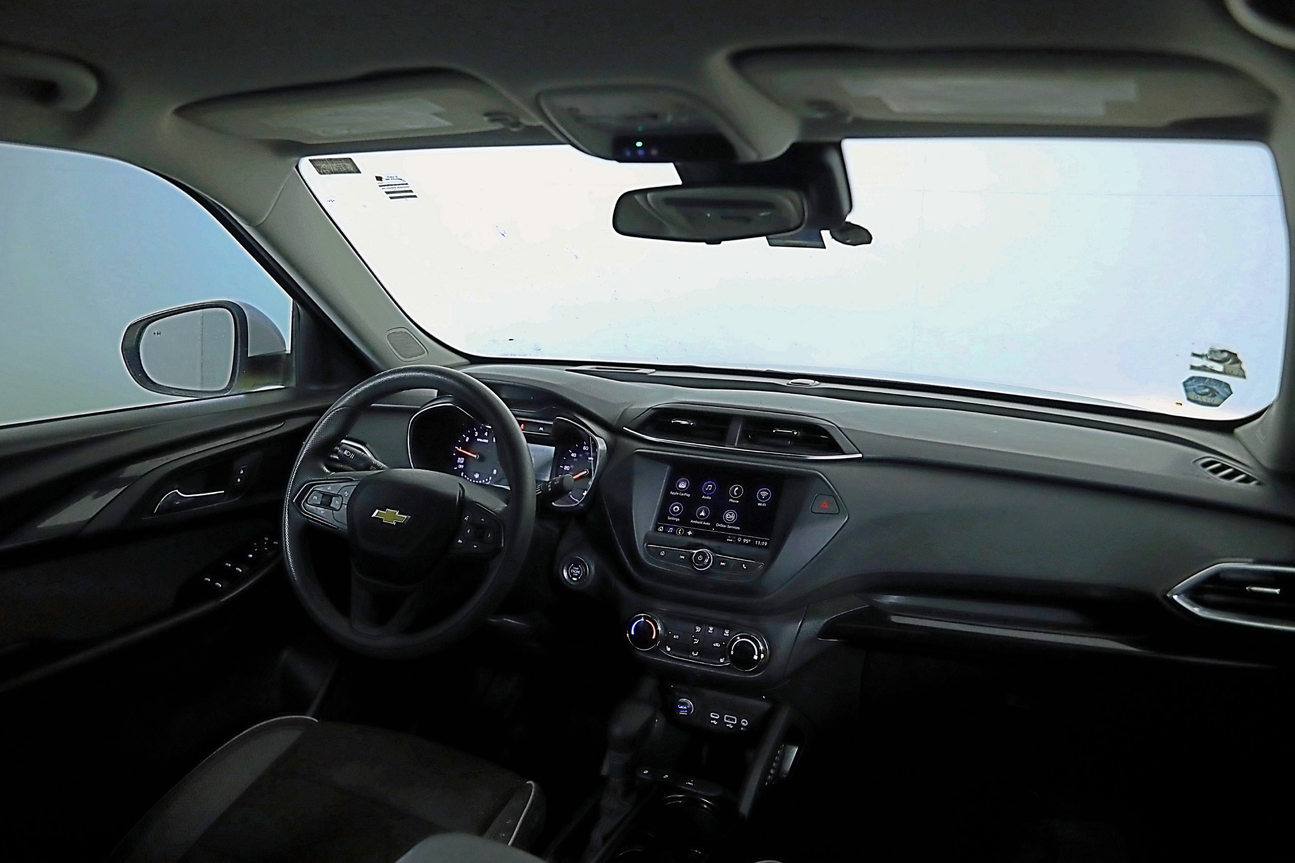 Used 2021 Chevrolet TrailBlazer LT w/ Driver Confidence Package FWD image 14