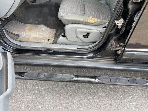 Used 2007 Jeep Commander Sport image 31