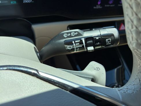 Used 2023 Kia Niro Wind FWD image 58