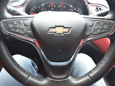 Used 2018 Chevrolet Malibu LT image 23