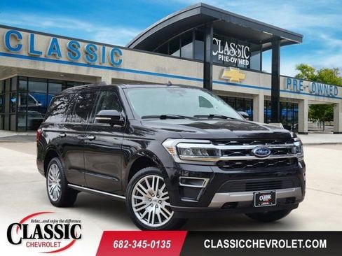 Used 2023 Ford Expedition Limited image 1