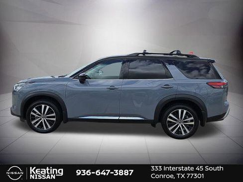 Certified 2024 Nissan Pathfinder Platinum FWD image 7