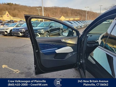 Certified 2023 Volkswagen ID.4 Pro S image 37