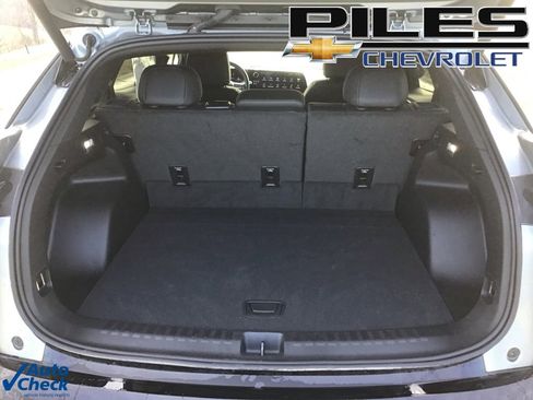 Used 2024 Chevrolet Blazer EV RS image 6