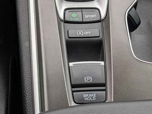 Used 2022 Honda Accord Sport image 15