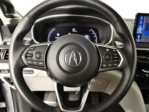 Used 2025 Acura MDX SH-AWD w/ Technology Package image 19