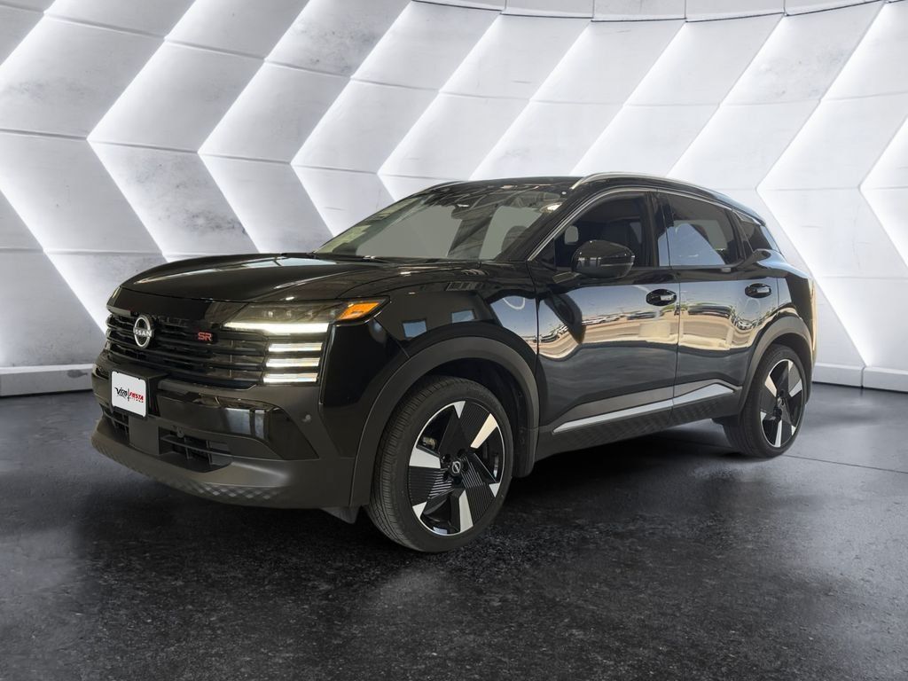 Used 2025 Nissan Kicks SR AWD/4WD image 3