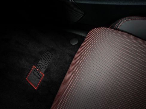 Used 2025 Audi RS Q8 performance image 56