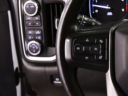 Used 2022 GMC Sierra 3500 Denali image 22