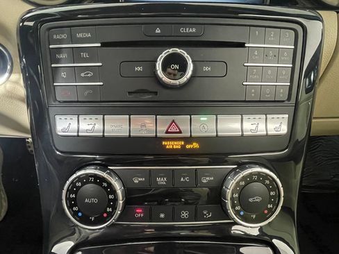 Used 2019 Mercedes-Benz SLC 300 SLC 300 image 20