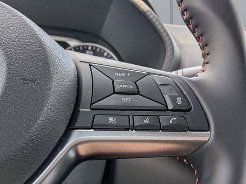 Used 2025 Nissan Sentra SR image 31