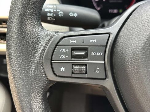 Used 2024 Honda HR-V LX image 18