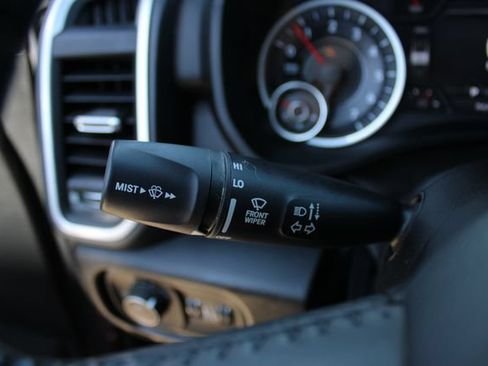 Used 2019 RAM 1500 Big Horn AWD/4WD image 7
