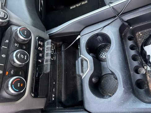 Used 2019 RAM 1500 Big Horn AWD/4WD image 18