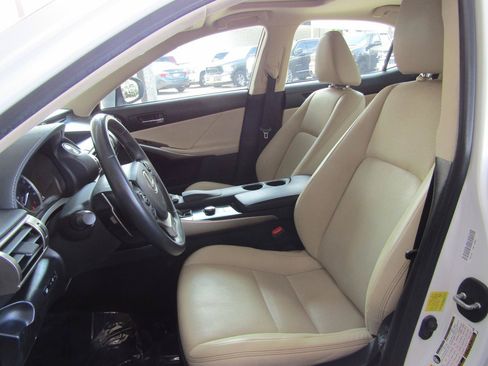 Used 2014 Lexus IS 250 AWD w/ Navigation Package image 9