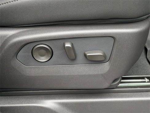 New 2026 Chevrolet Silverado 1500 ZR2 w/ Dark Appearance Package image 39