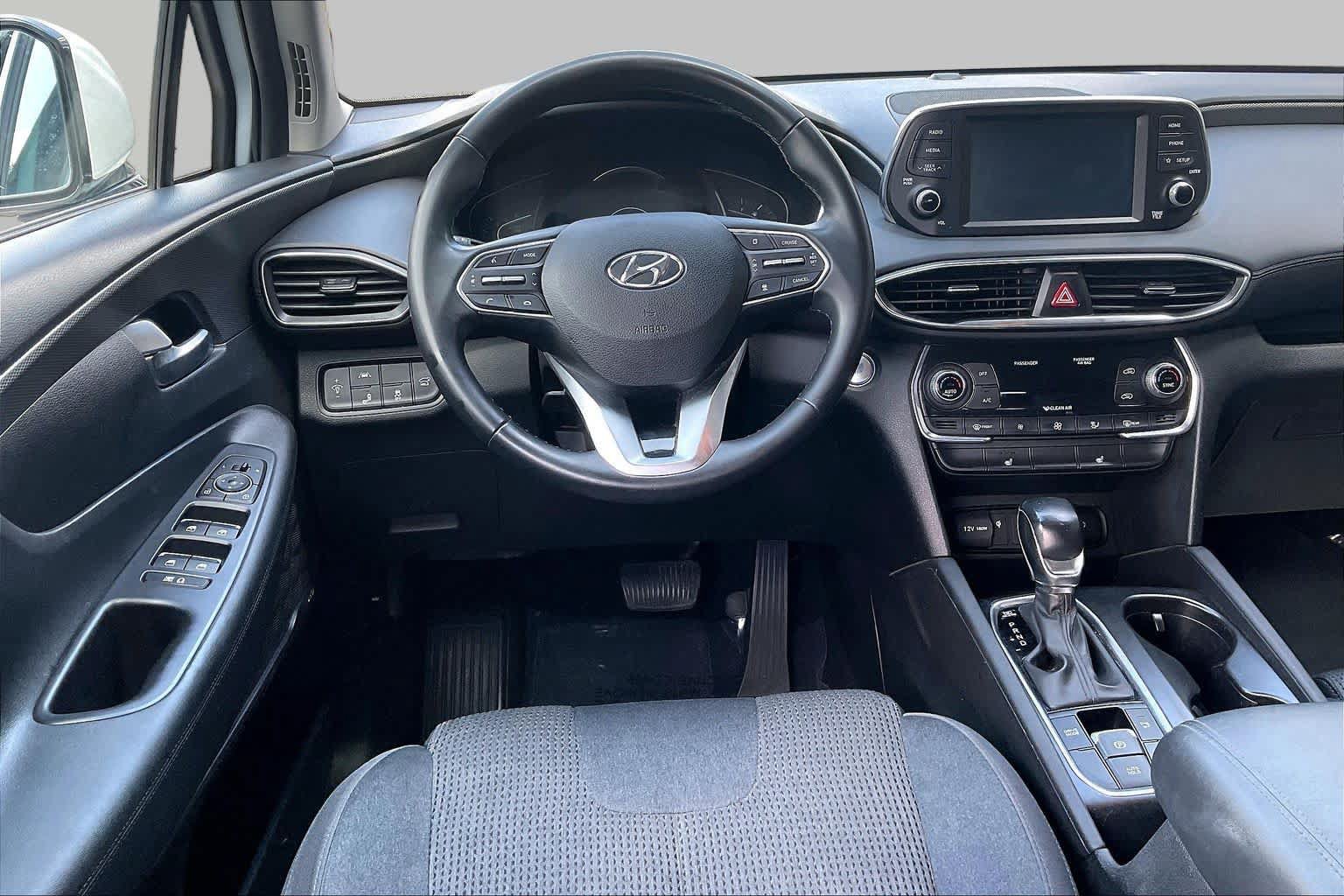 Used 2020 Hyundai Santa Fe SEL w/ Convenience Package FWD image 10