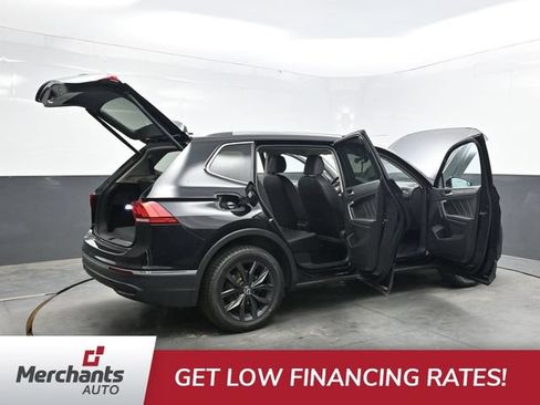 Used 2024 Volkswagen Tiguan SE FWD image 52