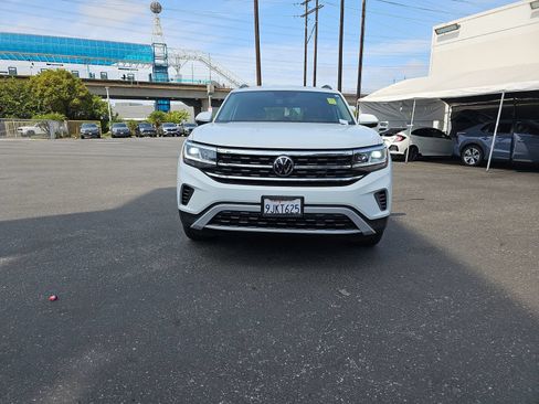Used 2023 Volkswagen Atlas SE FWD image 2