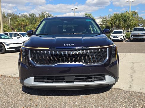 New 2026 Kia Carnival EX FWD image 3
