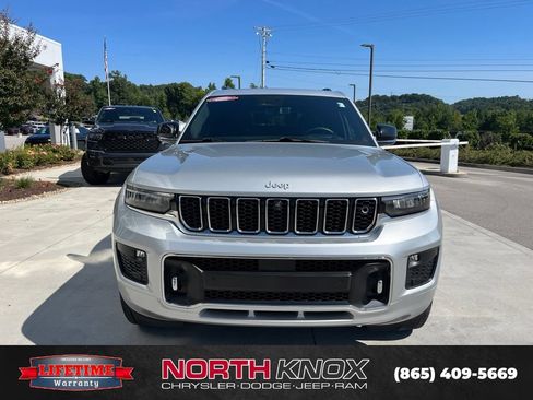 Used 2024 Jeep Grand Cherokee L Overland w/ Advanced Protech Group III AWD/4WD image 33