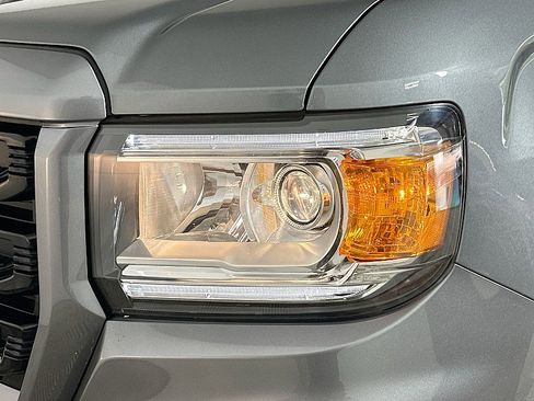 Used 2022 GMC Canyon Elevation w/ Trailering Package AWD/4WD image 21