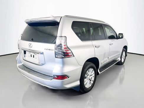 Used 2018 Lexus GX 460 Premium w/ Premium Package image 8