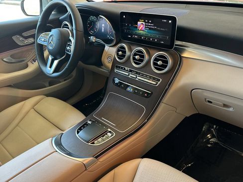 Certified 2022 Mercedes-Benz GLC 300 4MATIC image 21