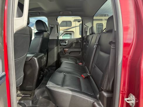 Used 2018 GMC Sierra 1500 SLE image 34