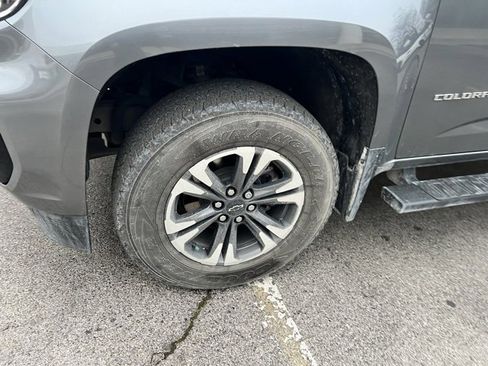 Used 2022 Chevrolet Colorado Z71 image 11