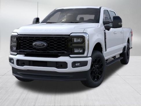 New 2026 Ford F250 Lariat w/ Black Appearance Package AWD/4WD image 2