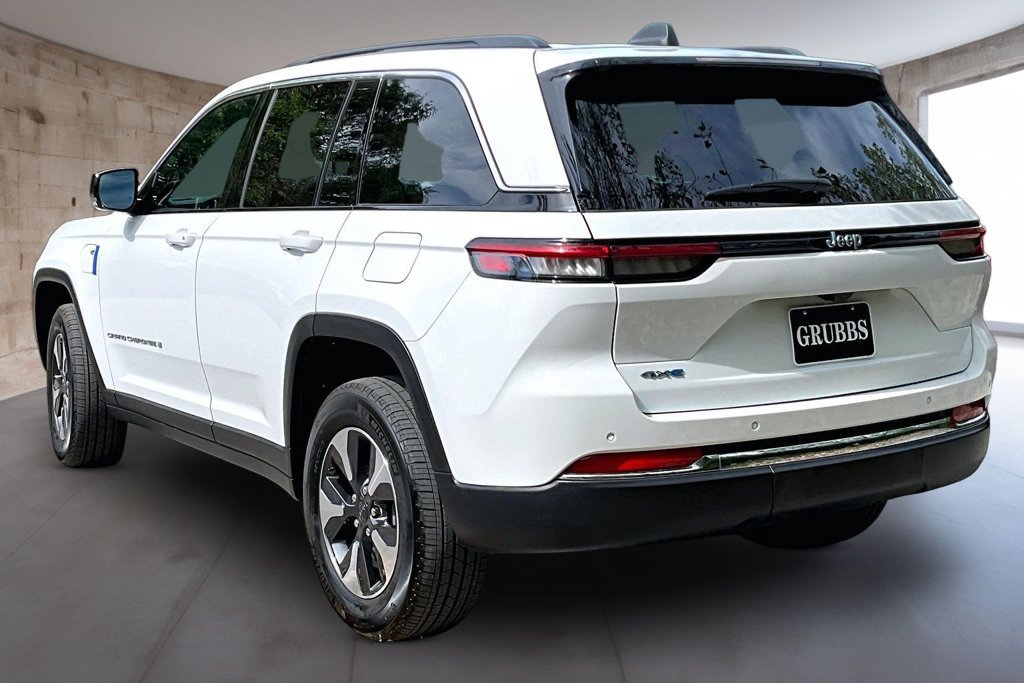 Used 2025 Jeep Grand Cherokee Limited 4xe AWD/4WD image 14