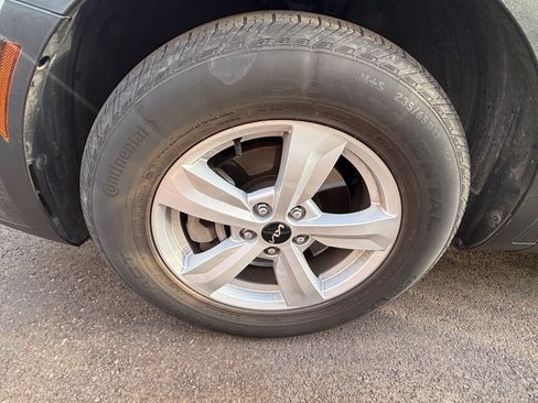 Certified 2024 Kia Sorento LX FWD image 6
