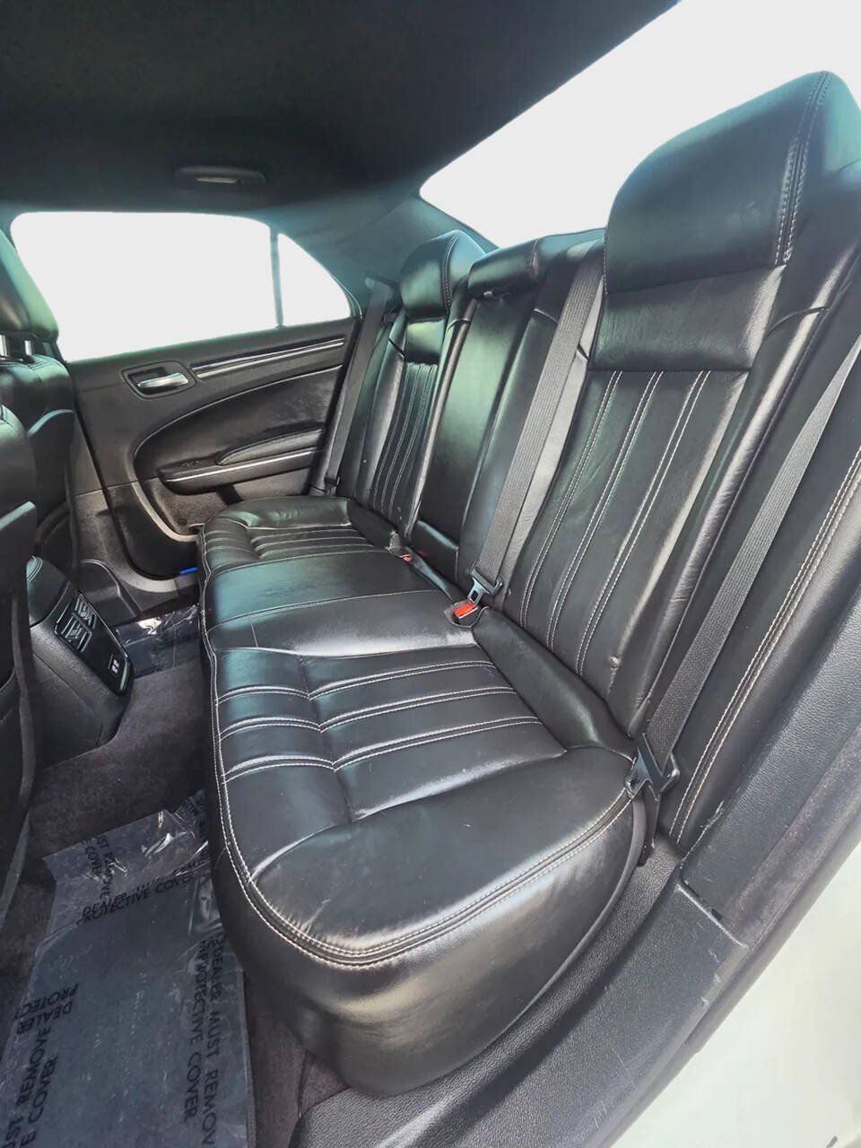 Used 2018 Chrysler 300 S AWD/4WD image 12