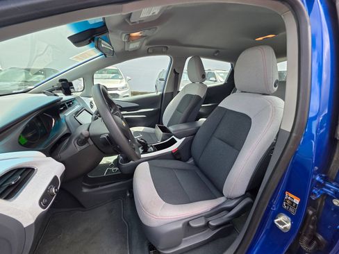 Used 2018 Chevrolet Bolt LT FWD image 11