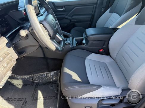 Used 2024 Toyota Tacoma TRD Sport image 22