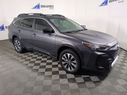 Used 2024 Subaru Outback Limited image 10