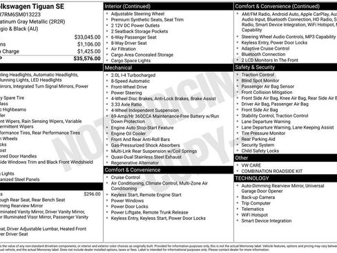 Used 2025 Volkswagen Tiguan SE image 2