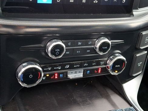 Used 2024 Ford F150 Platinum w/ Equipment Group 702A High image 16