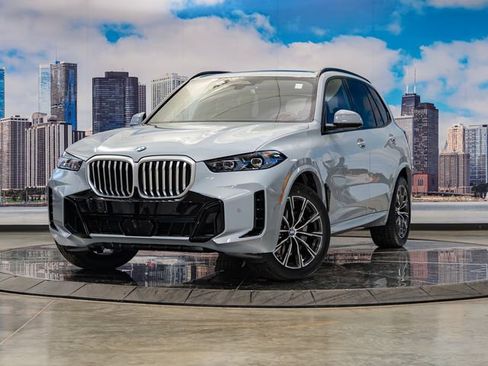 Used 2026 BMW X5 xDrive40i w/ M Sport Package AWD/4WD image 2