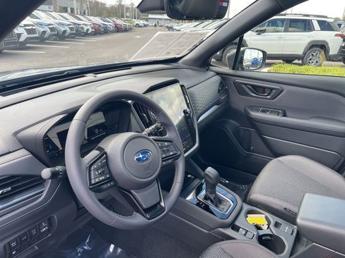 Used 2025 Subaru Forester Premium w/ Protection Package (1PH) image 19